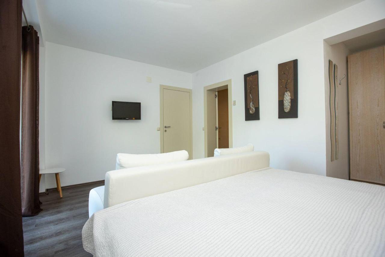 Apartments Mosor Omiš Extérieur photo