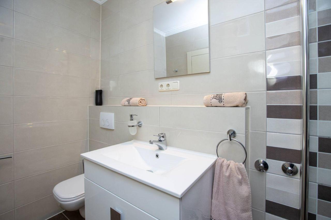 Apartments Mosor Omiš Extérieur photo